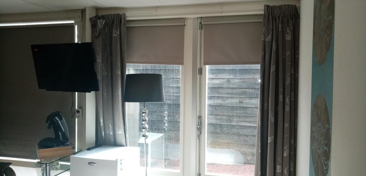 Earnewâld B&B Aan Het Water المظهر الخارجي الصورة
