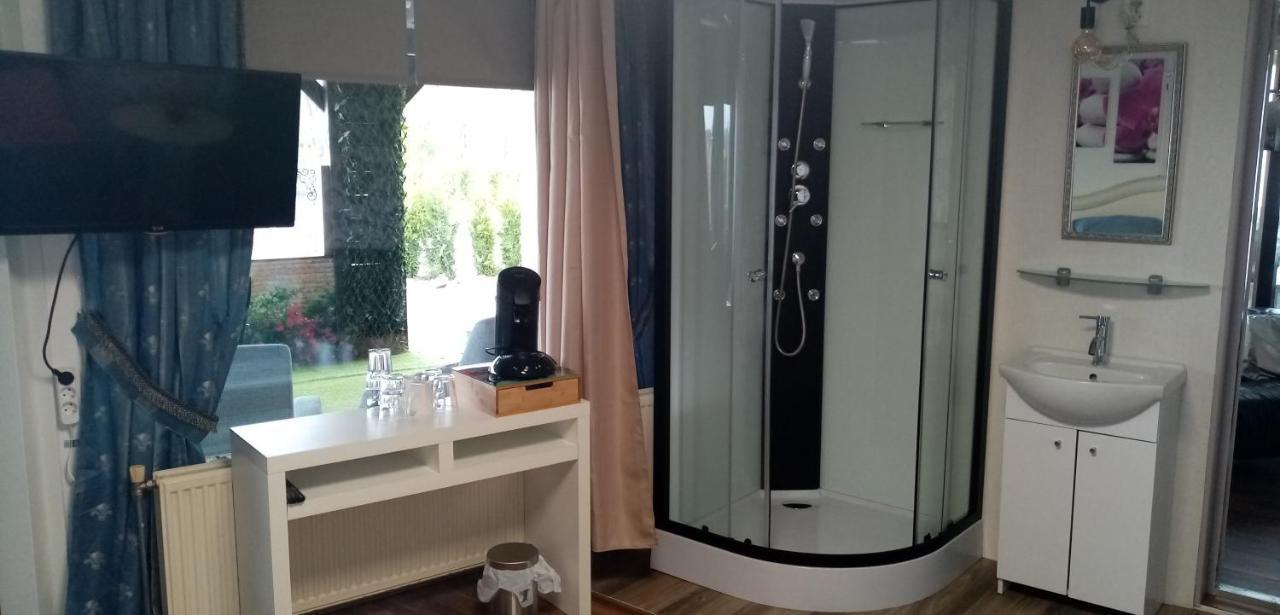 Earnewâld B&B Aan Het Water المظهر الخارجي الصورة