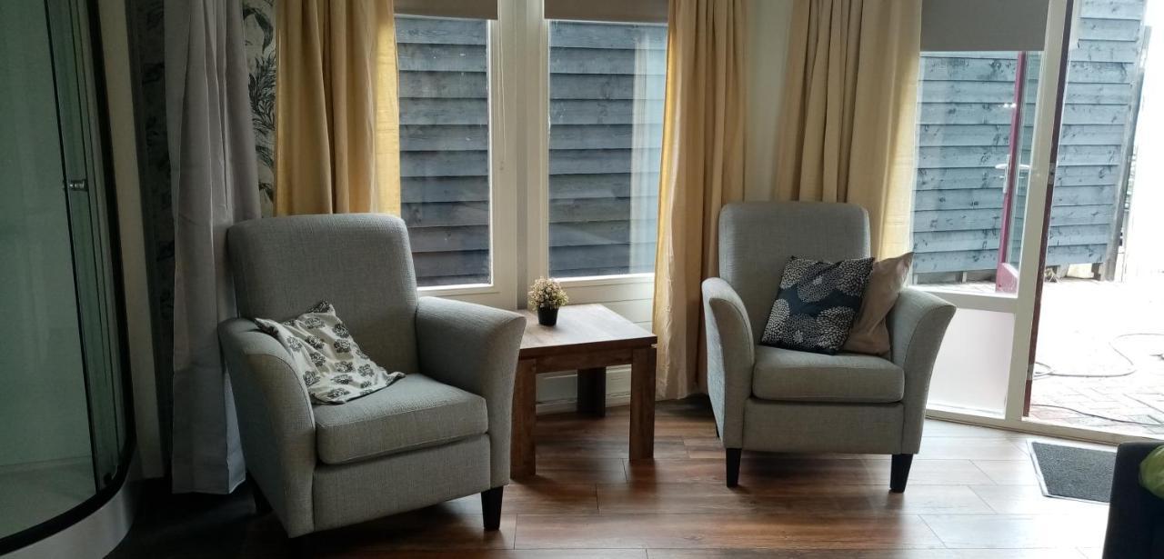 Earnewâld B&B Aan Het Water المظهر الخارجي الصورة